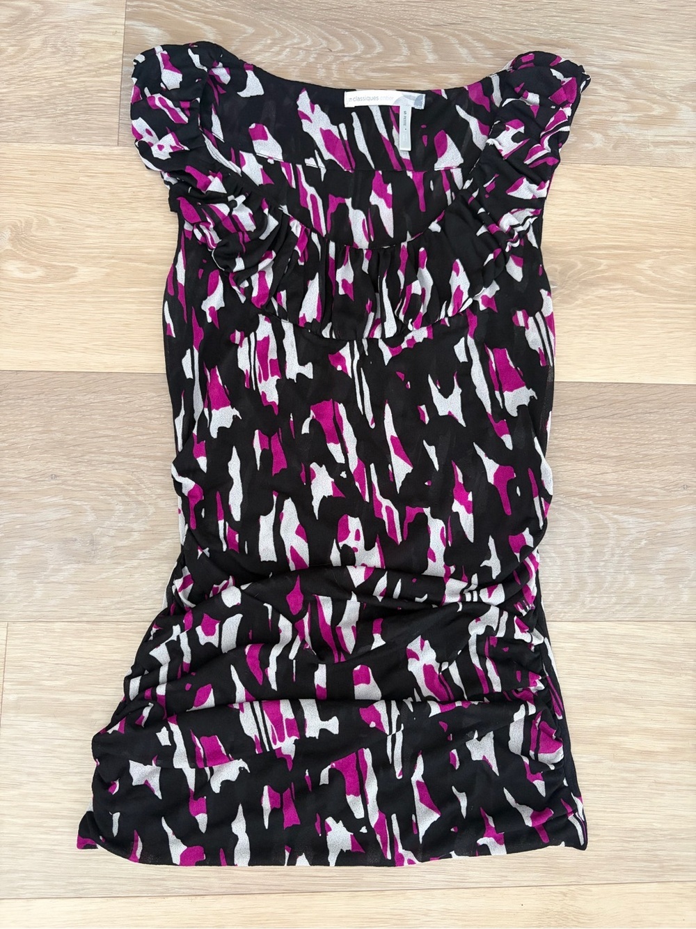 Classiques Entier Petite Abstract Print Ruffle Top - Picture 1 of 5